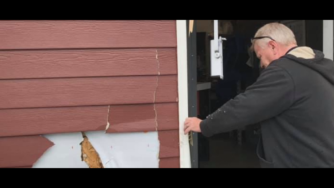 Kokomo coffee shop struck by car, will stay open during repairs