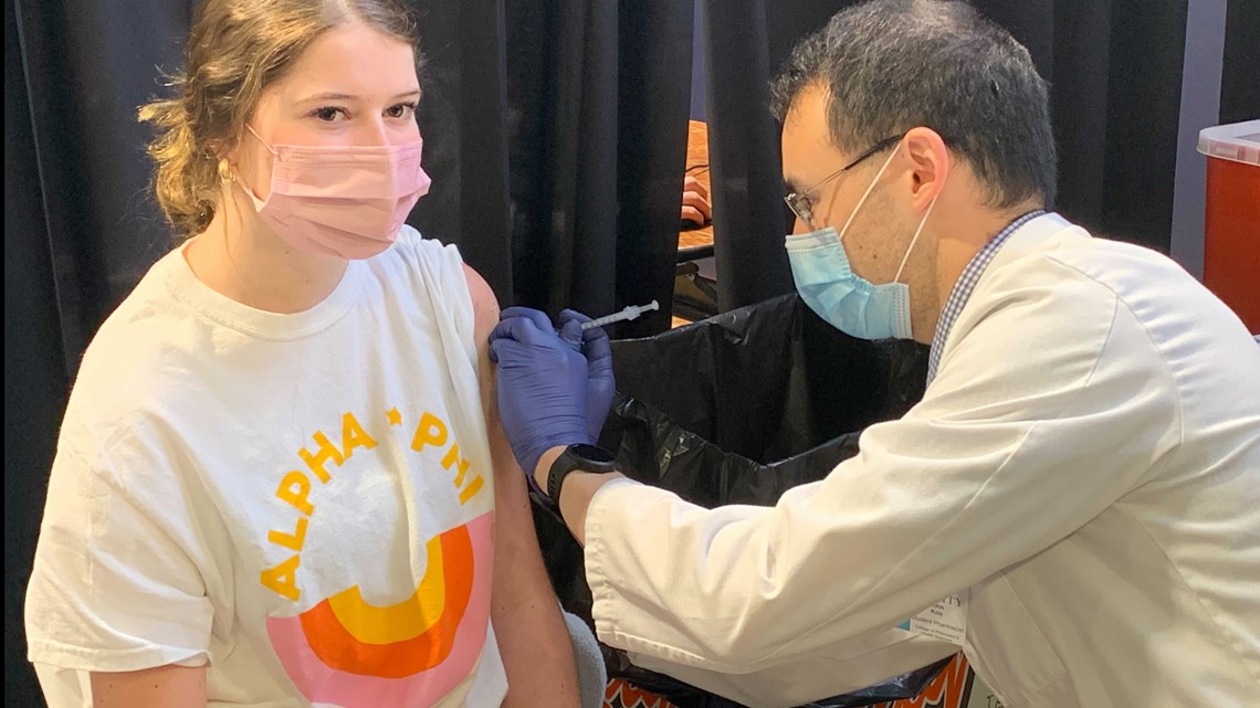 College students are lining up for COVID-19 vaccines - Vimarsana News