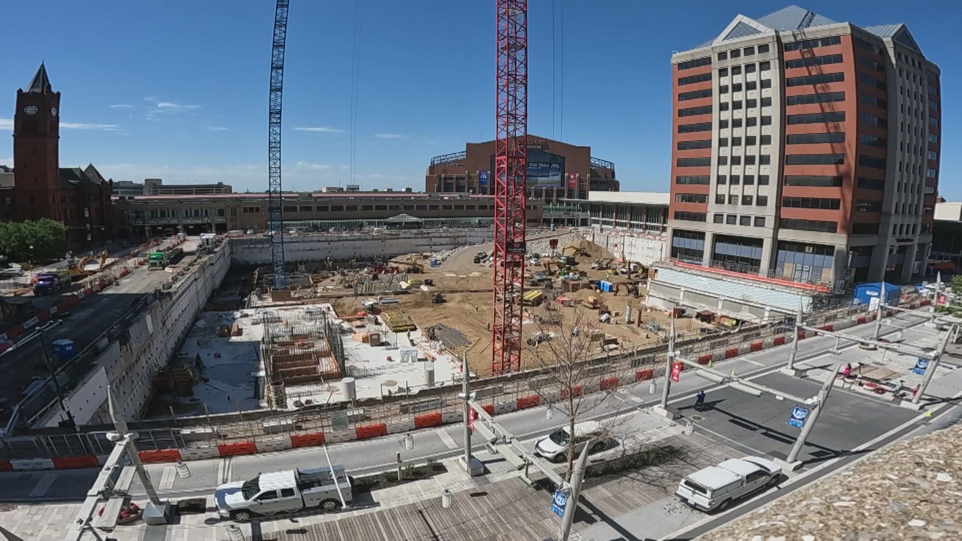 13News reporter Lauren Kostiuk takes a look at the progress of the construction on the former Pan Am Plaza in downtown Indianapolis.