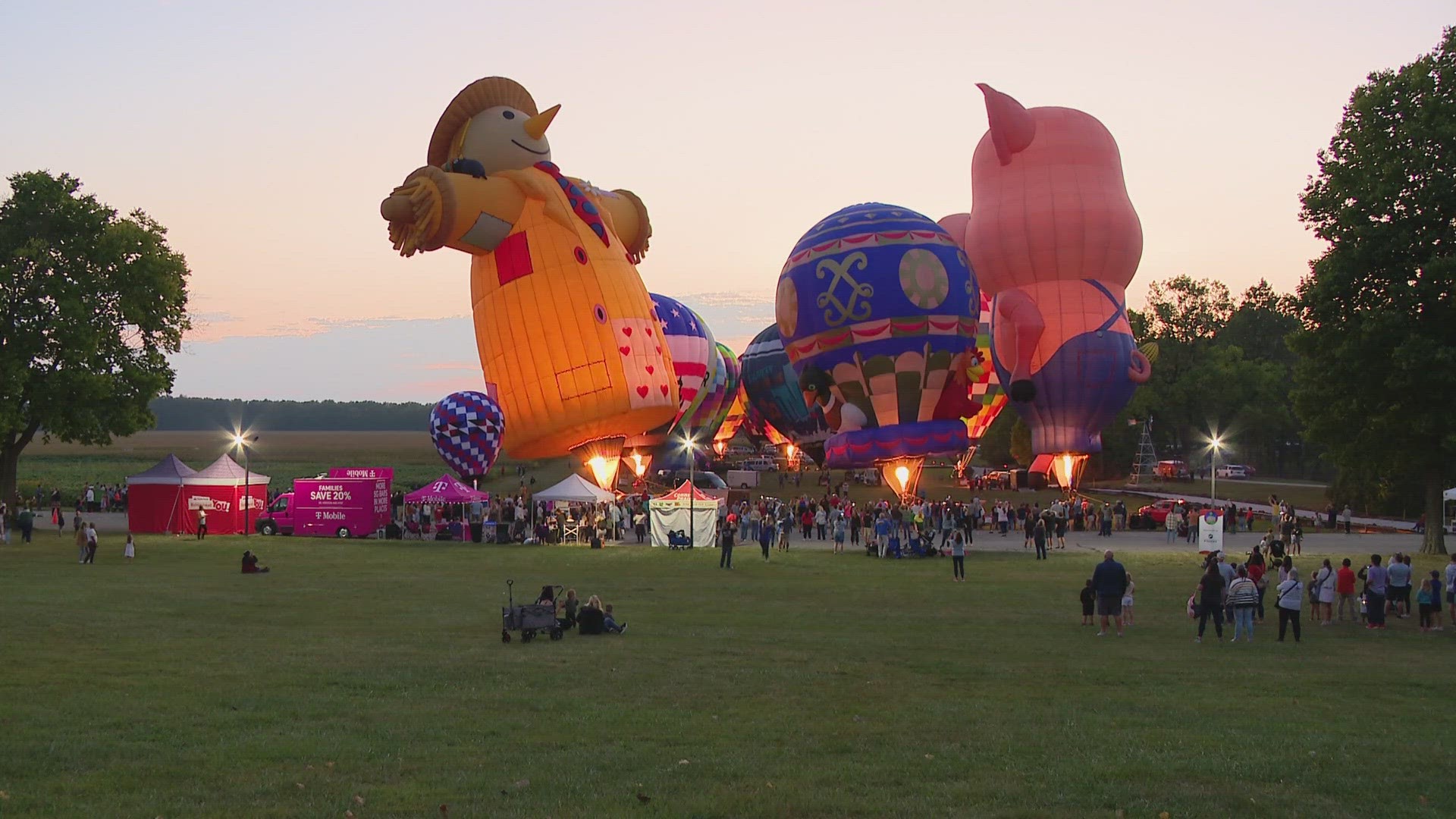 Conner Prairie balloon festival continues in Fishers