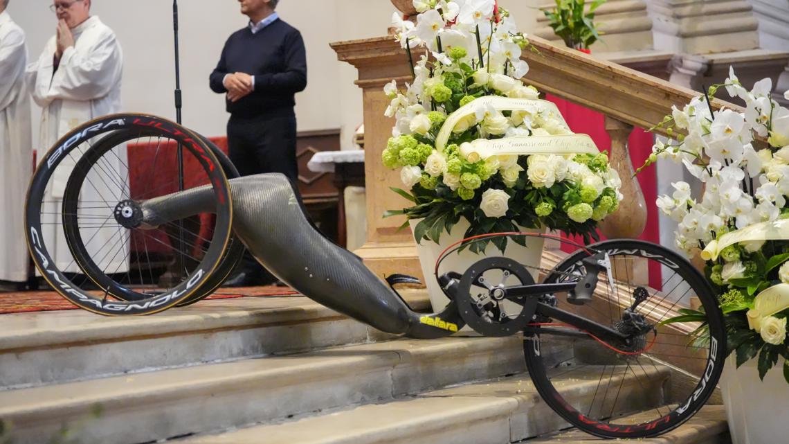 Thousands at funeral for Italian IndyCar champ and Paralympic gold medalist Alex Zanardi