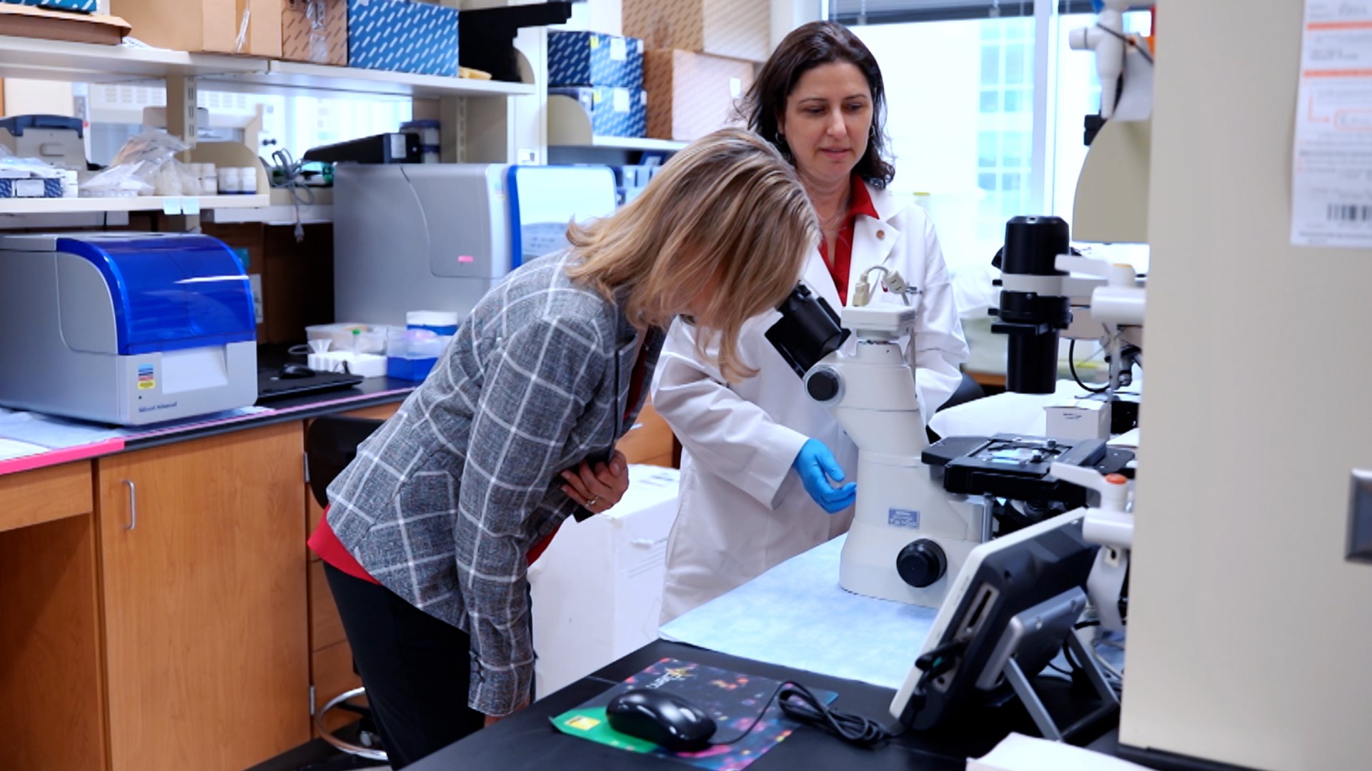 IU Simon Comprehensive Cancer Center collecting tissue from men