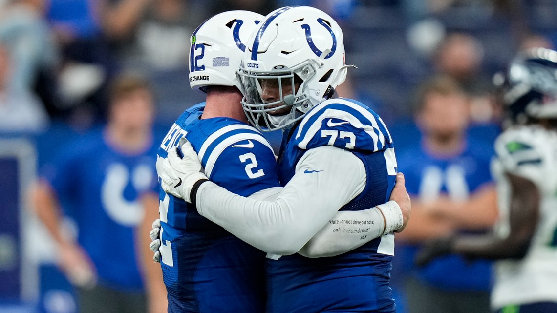 Indianapolis Colts linebacker Darius Leonard (53) warms up on the field  wearing a Salute to Service sweatshirt before an NFL football game between  the Indianapolis Colts and Baltimore Ravens, Sunday, Nov. 8