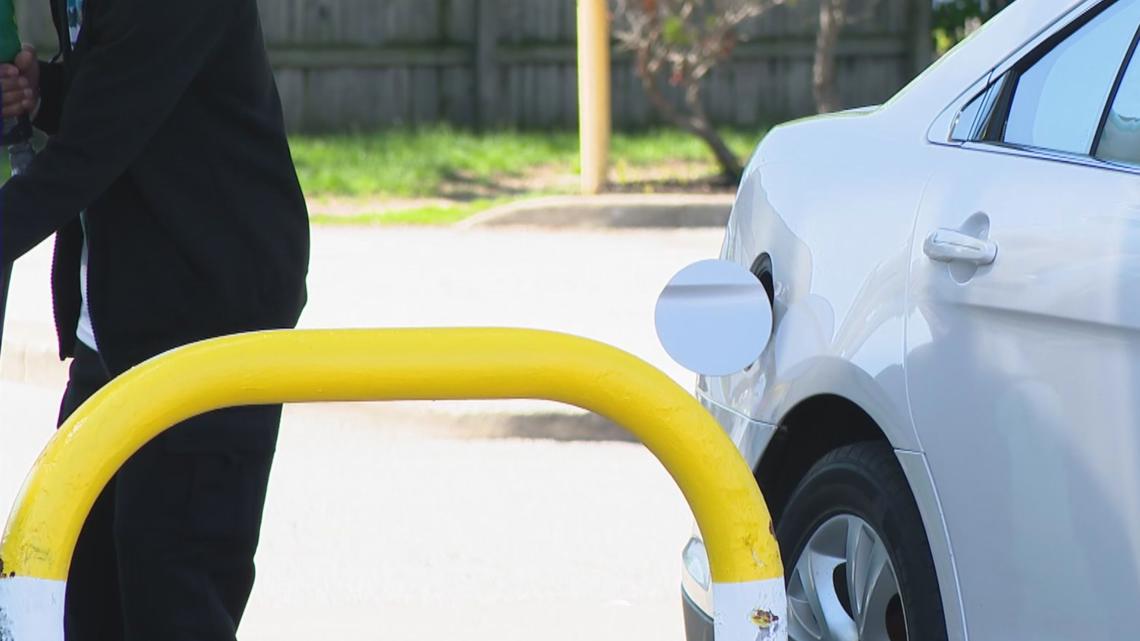 Paying more for gas? Here's some simple ways to cut costs | What's the Deal?
