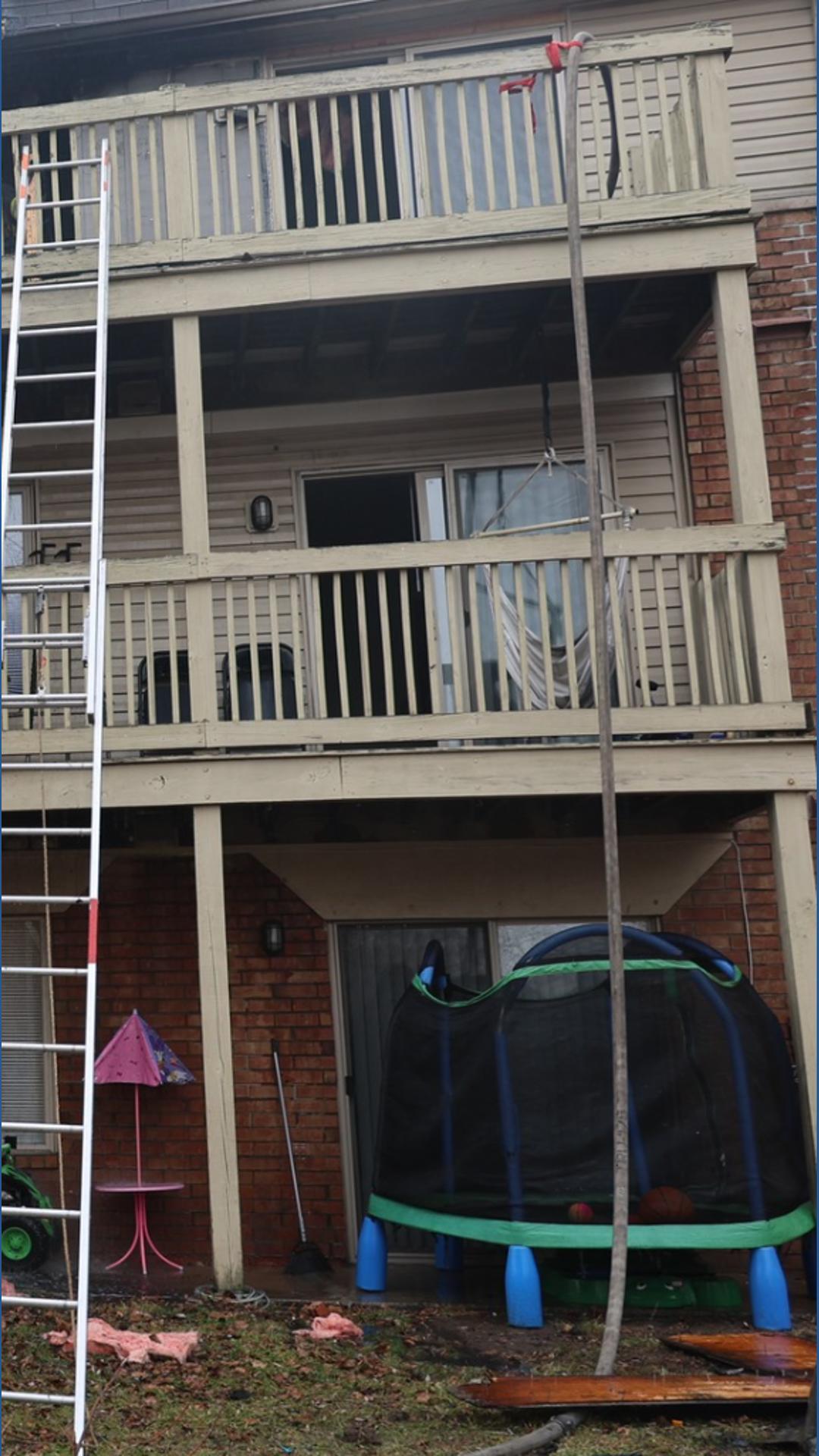 8 adults, 7 children displaced after apartment fire on Indianapolis ...
