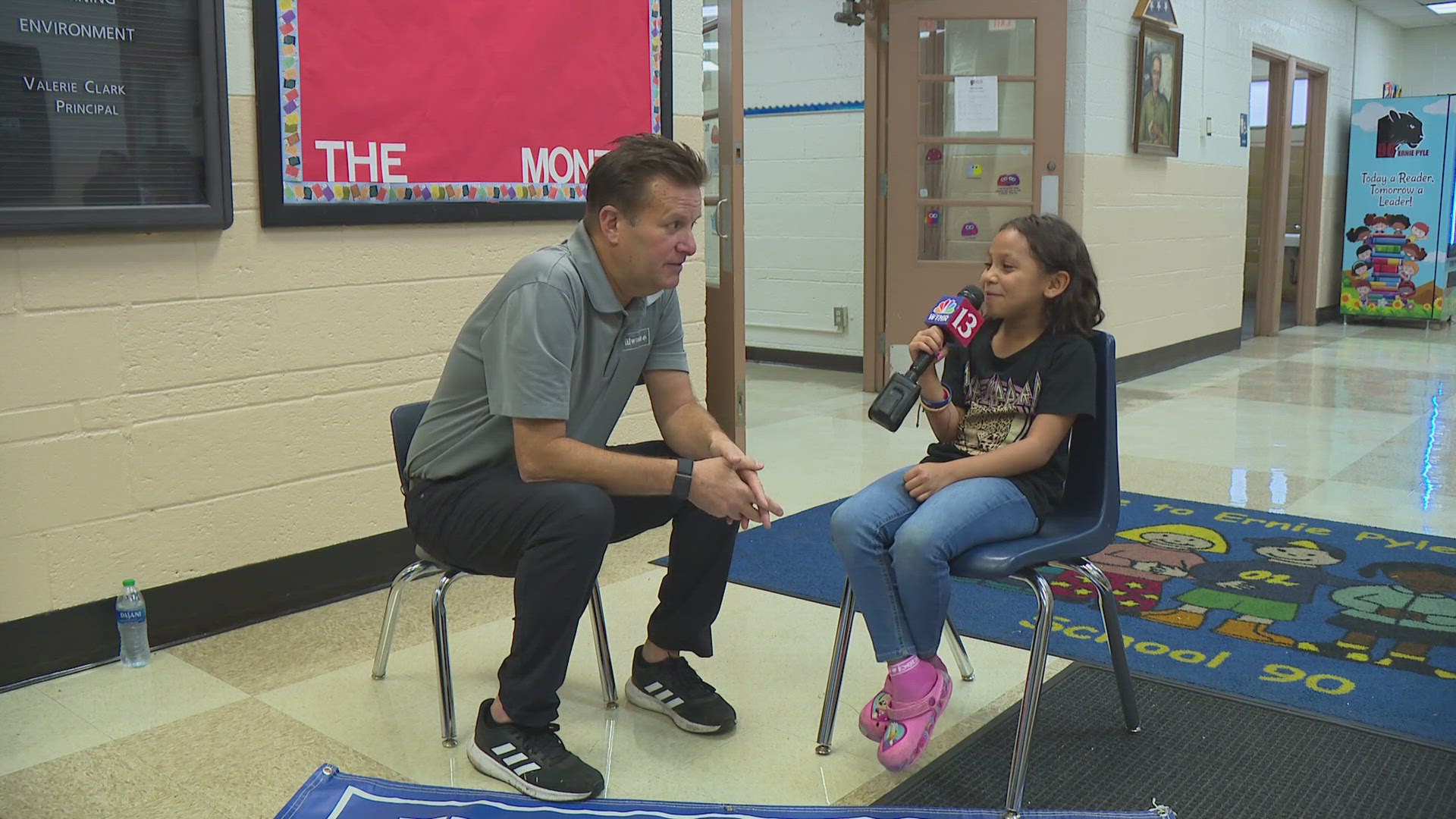 13Sports director Dave Calabro visits Ernie Pyle Elementary School during his weekly quest to find some Good News!