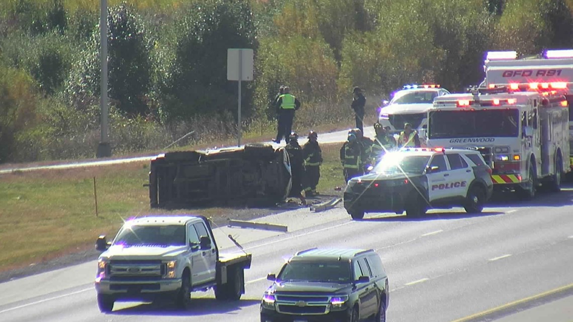 Woman killed in I65 crash near Greenwood