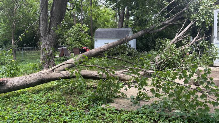 Intense heat moves in as thousands remain without power after strong storms