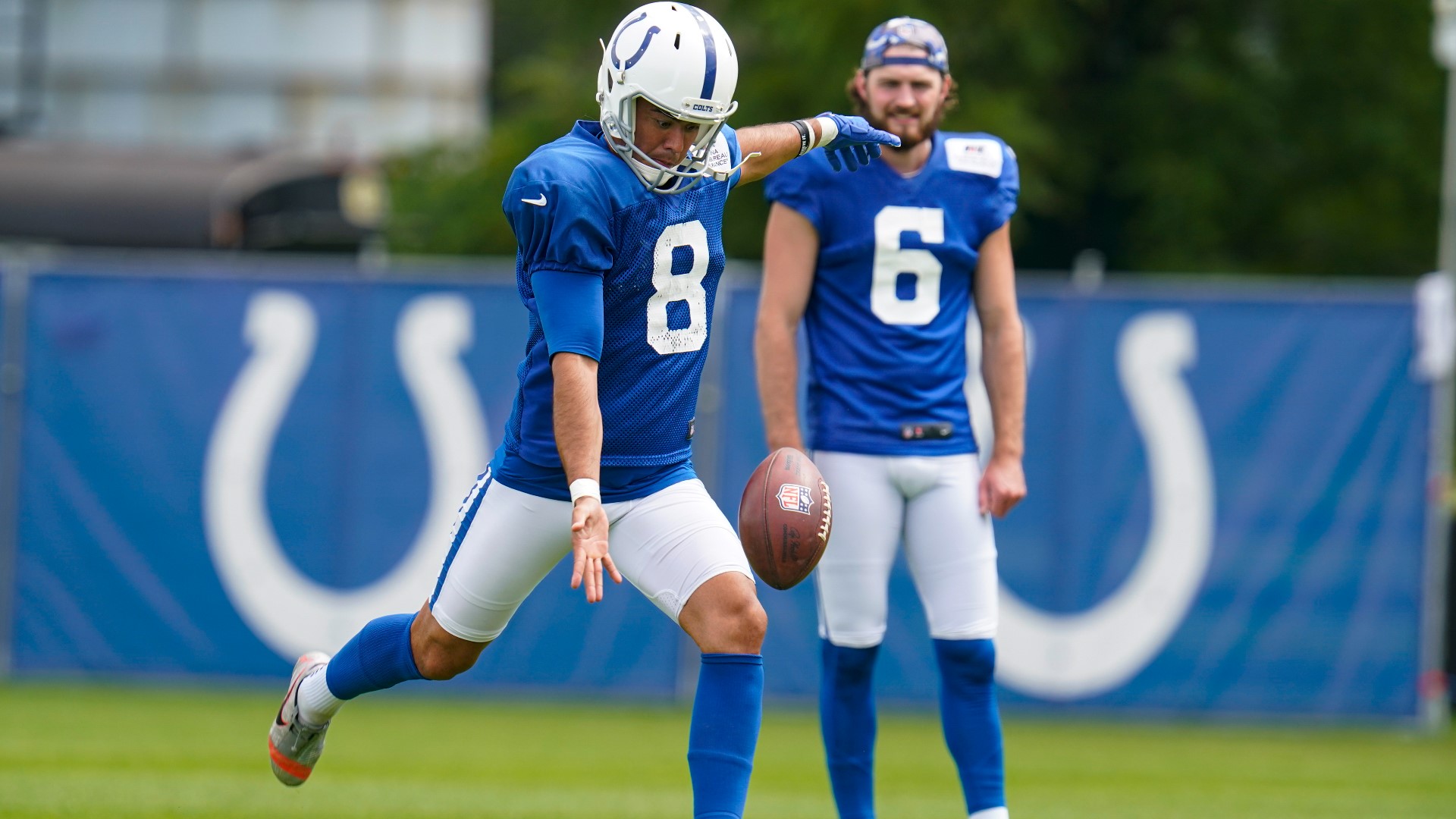 Colts punter Rigoberto Sanchez suffered a possible severe Achilles injury  today in practice - The Blue Stable