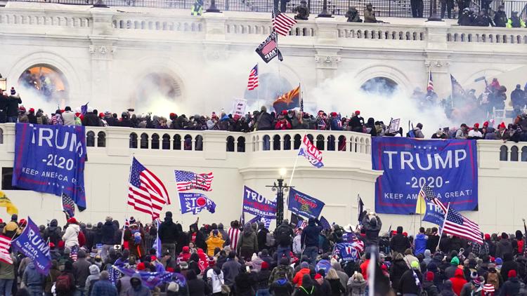Indiana man who fled to avoid prison sentence for storming Capitol is arrested in Canada