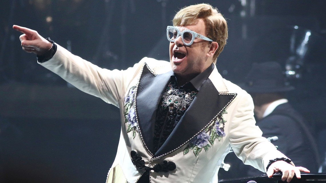 Fans report ticket issues for Indianapolis Elton John concert