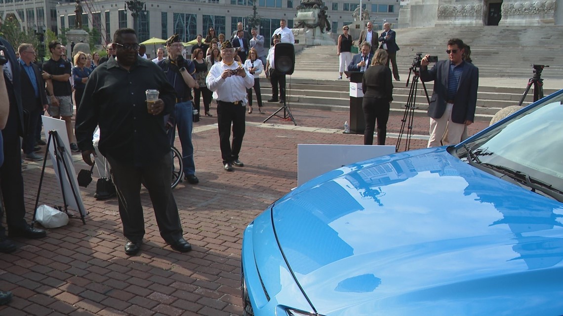 Two Indiana veterans receive 'new' cars Tuesday - Vimarsana News