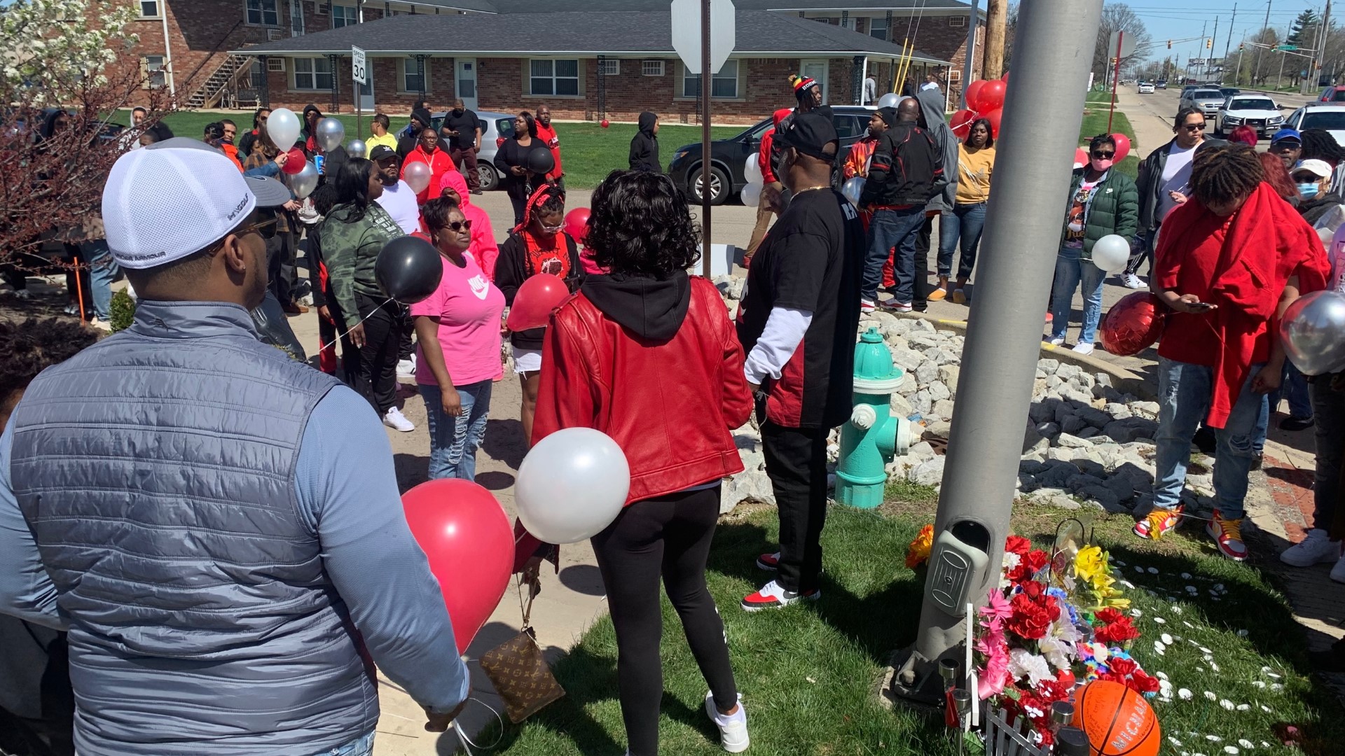 Family, friends gather for vigil honoring 16-year-old killed in ...