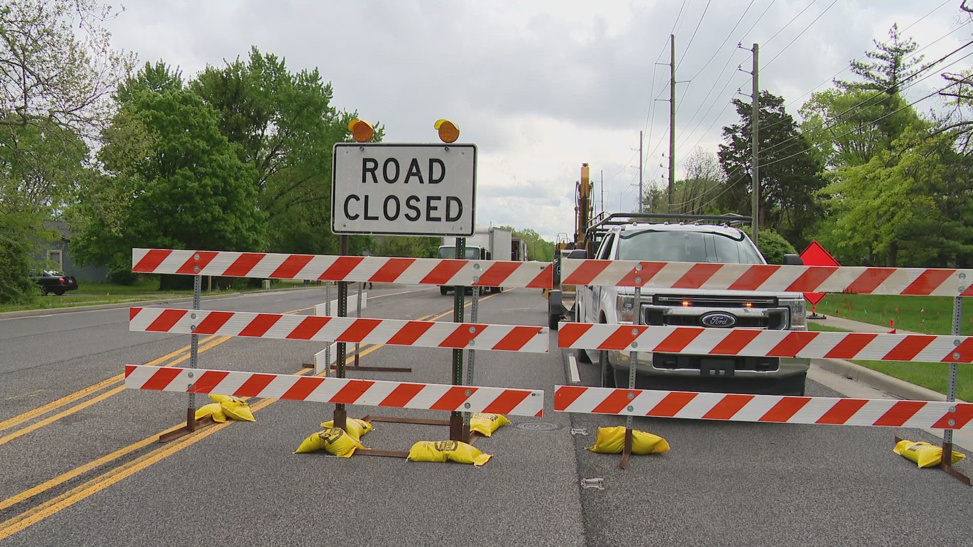 Signs will detour 82nd Street through traffic to 86th Street.