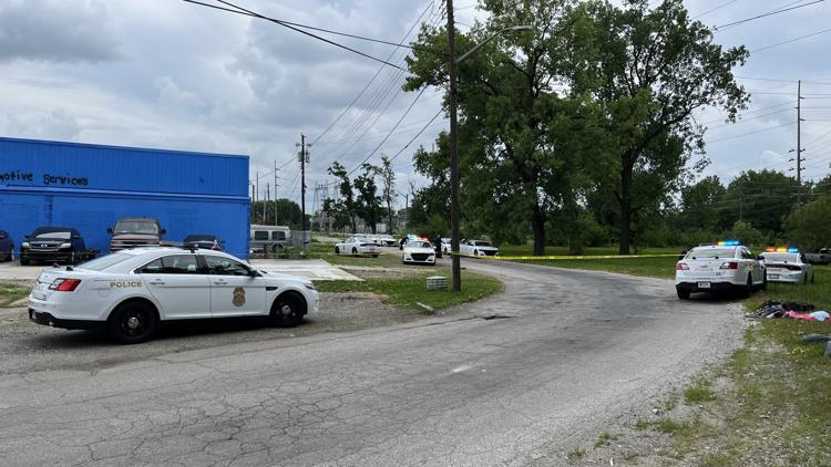 IMPD investigating after 1 critically injured in shooting on Indy’s near east side