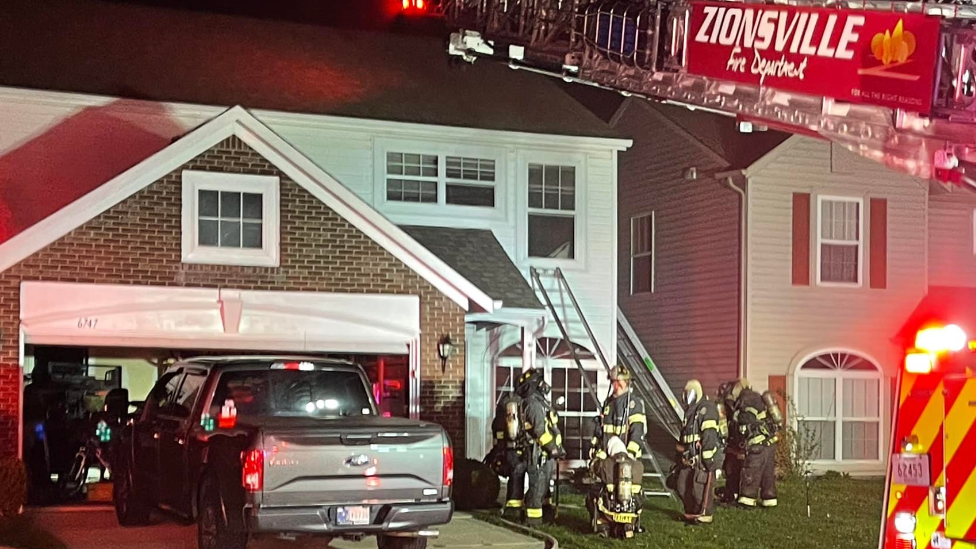 Resident Jumps From Window To Escape Zionsville House Fire | Wthr.com