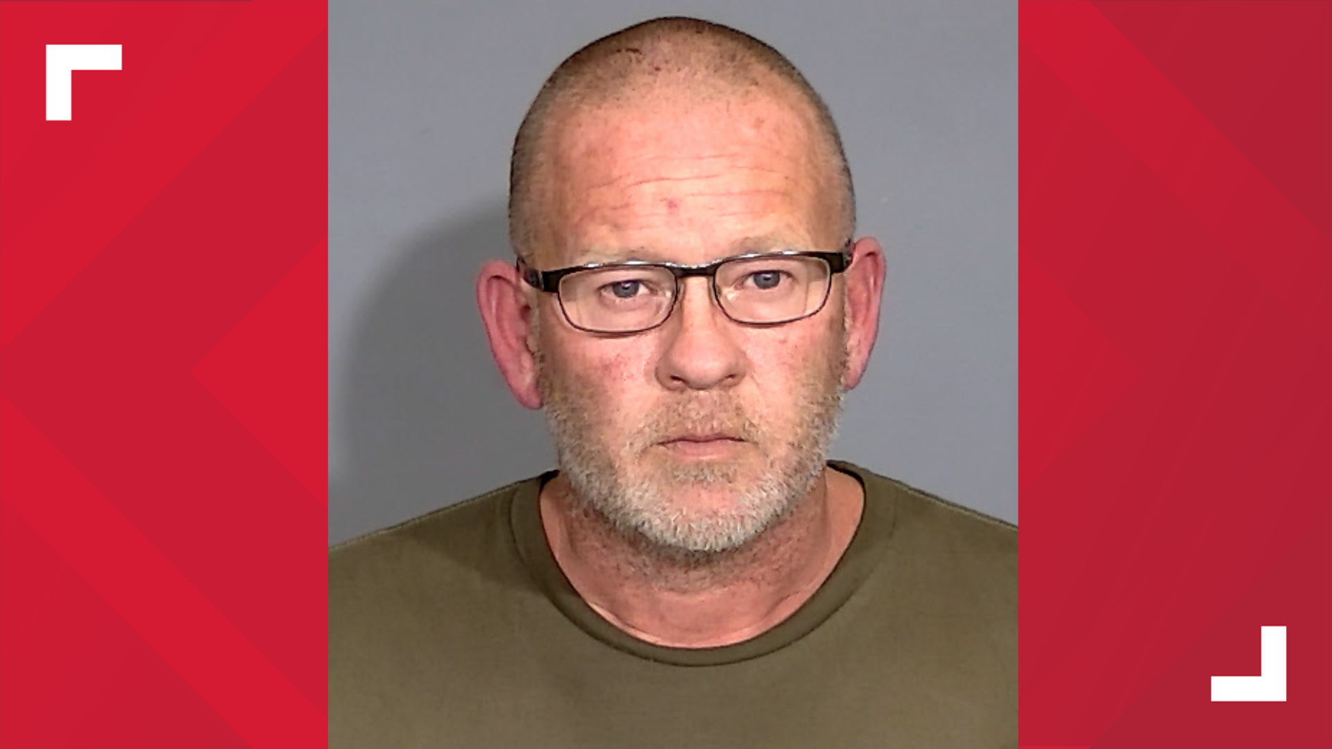 impd-officer-charged-on-alleged-relations-with-minor-wthr