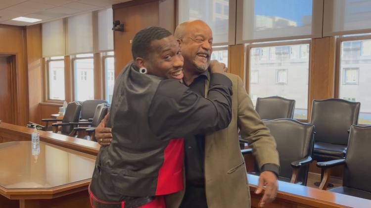 Retired Indianapolis firefighter reunites with boy he rescued from 1992 apartment fire | Inspiring Indiana