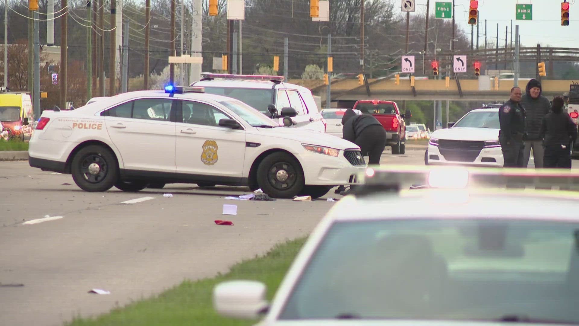 Investigators tell 13News an IndyGo bus and semi driver found the man dead along 86th Street near Zionsville Road just before 6 a.m. Wednesday morning.