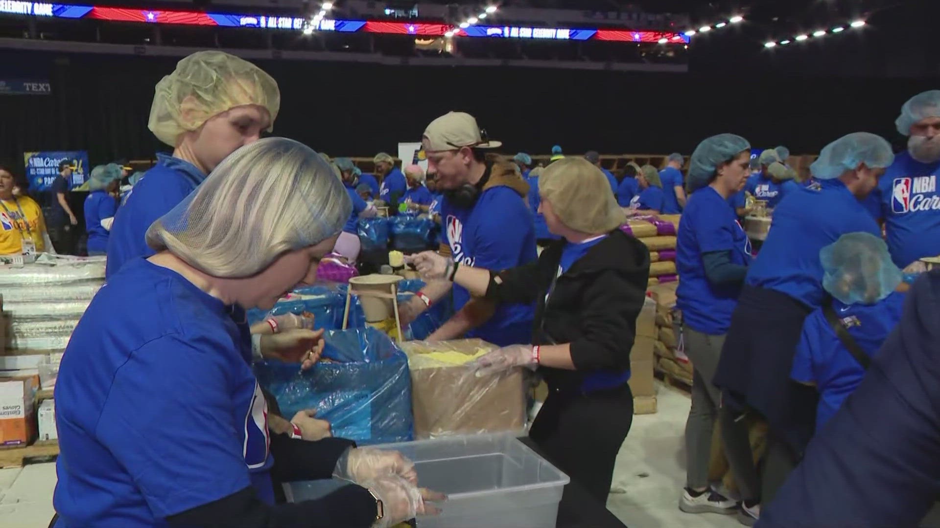 Approximately 6,000 volunteers are helping pack 1 million meals to be distributed to food pantries all around Indiana.