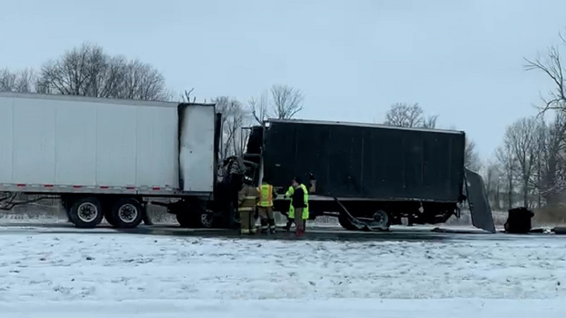 Slick roads contribute to deadly U.S. 31 crash | wthr.com