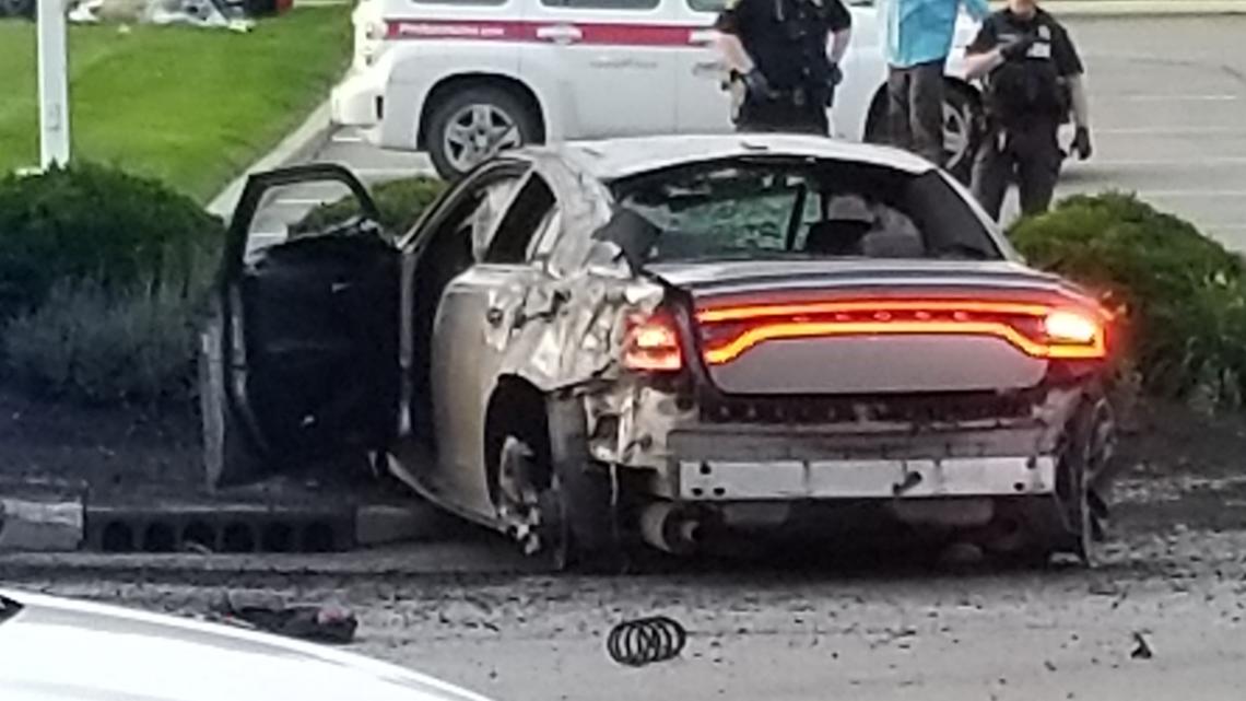 2 injured, 1 arrested after hit-and-run crash in downtown Indianapolis