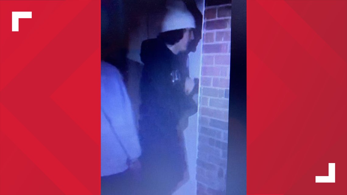Bloomington police search for suspect in stabbing near IU campus | wthr.com