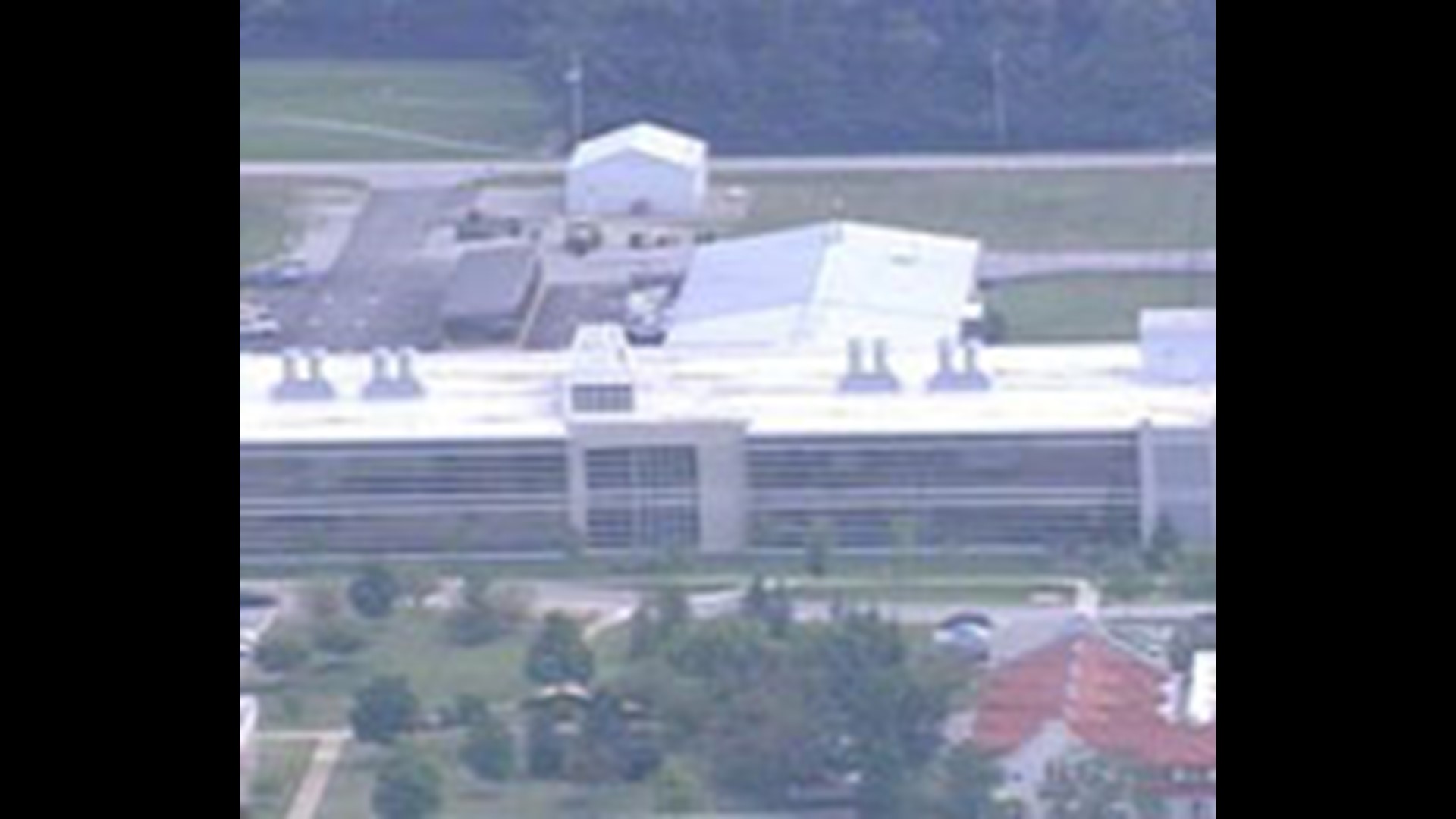 Lilly sells Greenfield Labs