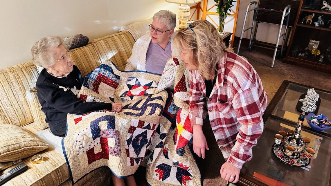 ‘Thank you for your service’ | Iraq veteran in Shelbyville gives handmade quilt to 105-year-old WWII veteran