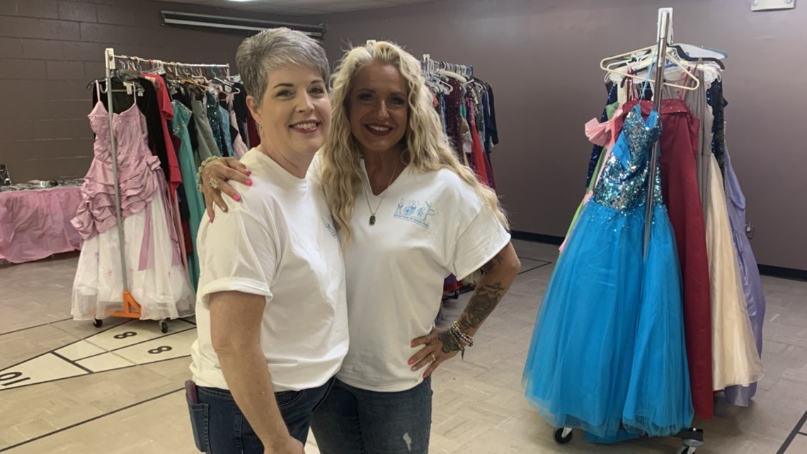 Becca's Closet offering free prom dresses through May 4th