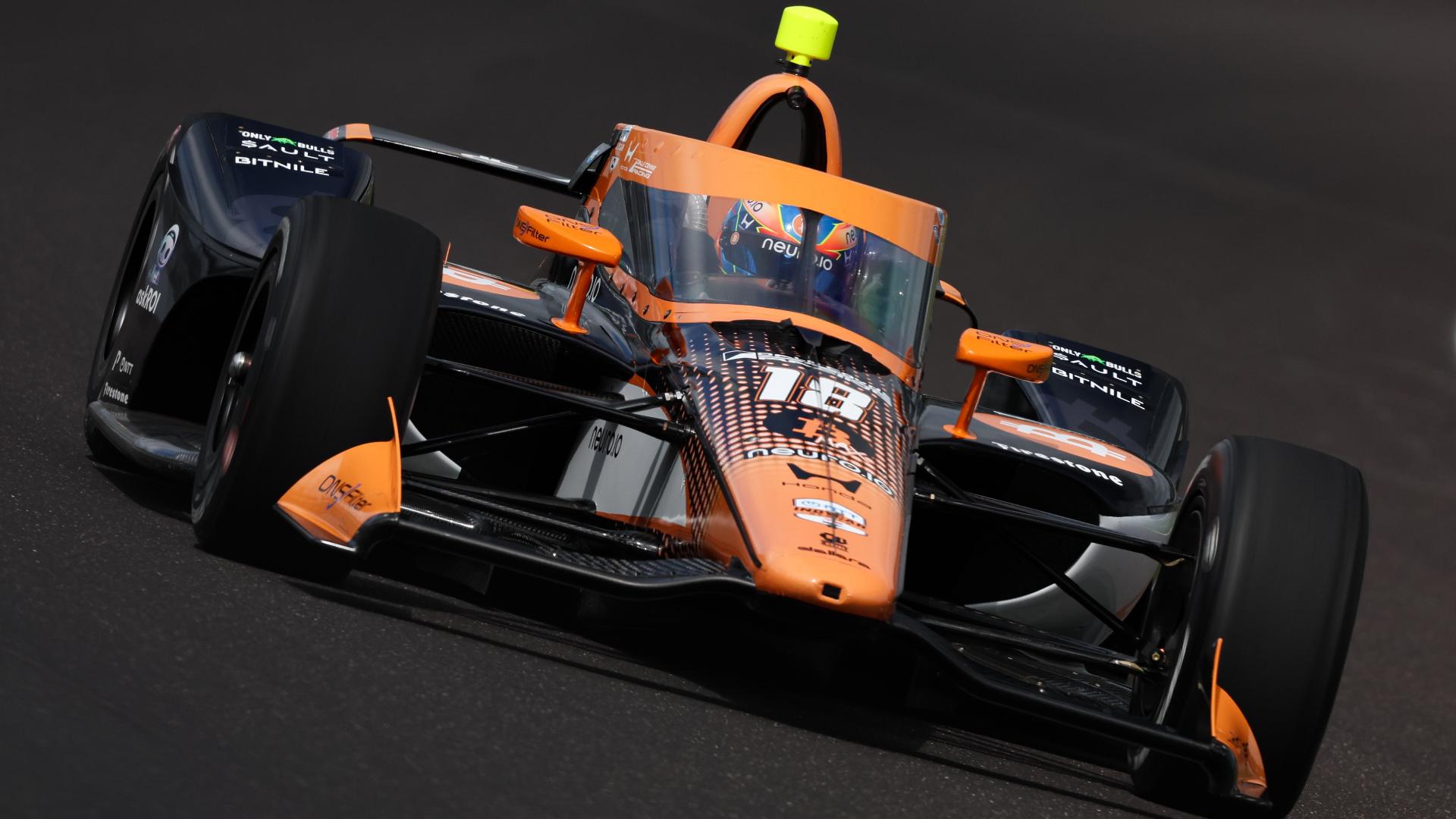 Takuma Sato avoids collision with a fox and posts 4th-fastest lap