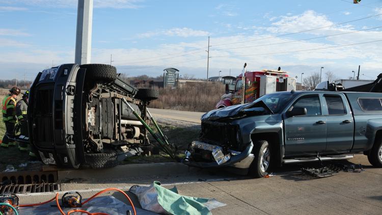 1 injured after 2-pickup truck crash on Indy’s northwest side