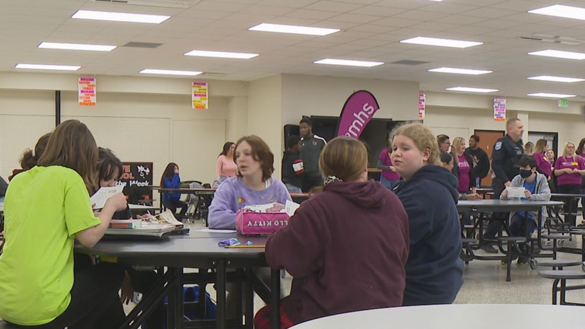 Indiana schools participate in national 'No One Eats Alone Day'