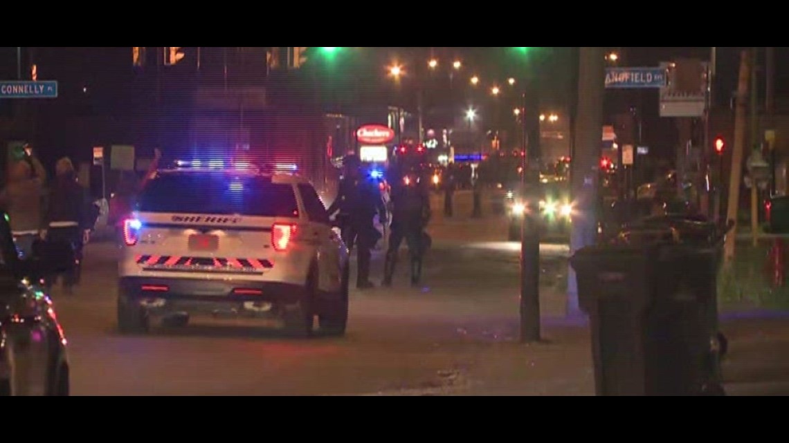 Two Buffalo Police Officers Hit By Vehicle During Protest Wthr Com
