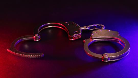 Police detain suspect minutes after north Indianapolis bank heist ...