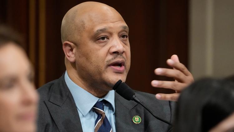 US Rep. André Carson says he requested to co-sponsor articles of impeachment against President Trump