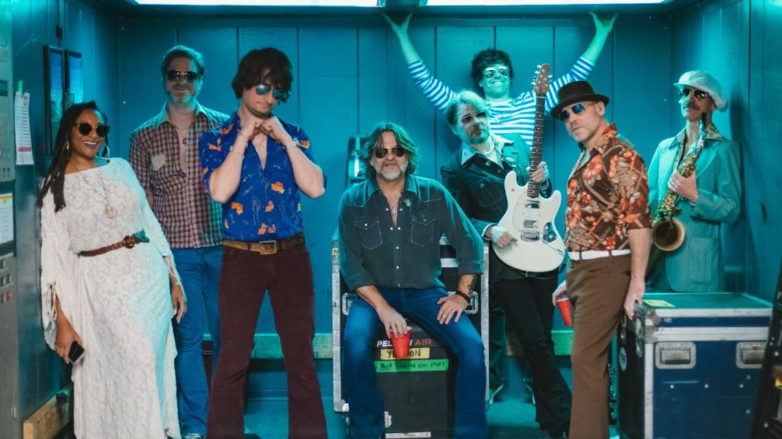 Yacht Rock Revue bringing smooth sounds of '70s & '80s to central Indiana this summer