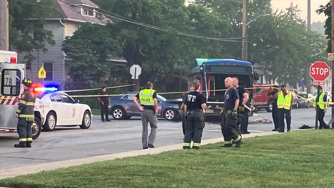 IMPD investigating serious crash involving IndyGo bus on Indy’s near northwest side – WTHR