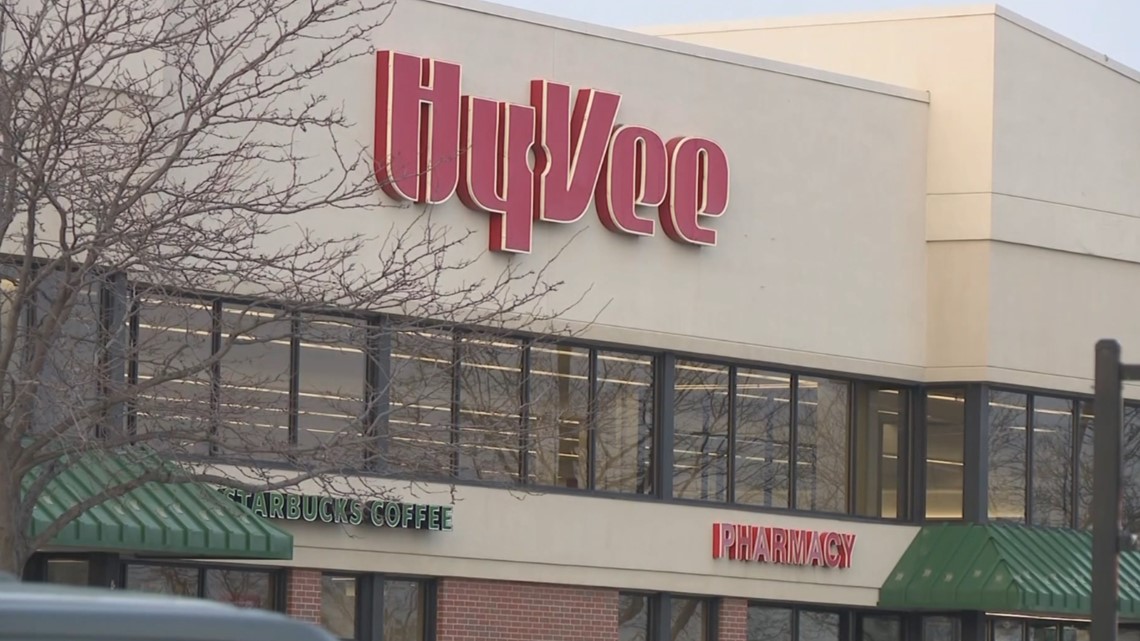 HyVee finalizing plans for Zionsville store; first in Indiana