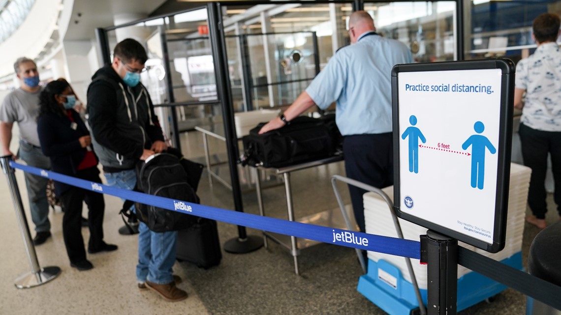TSA encourages PreCheck for holiday travelers