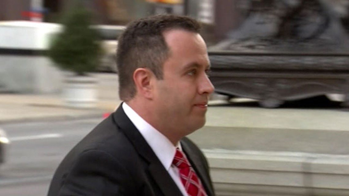 Child pornography victim drops civil suit against Jared Fogle