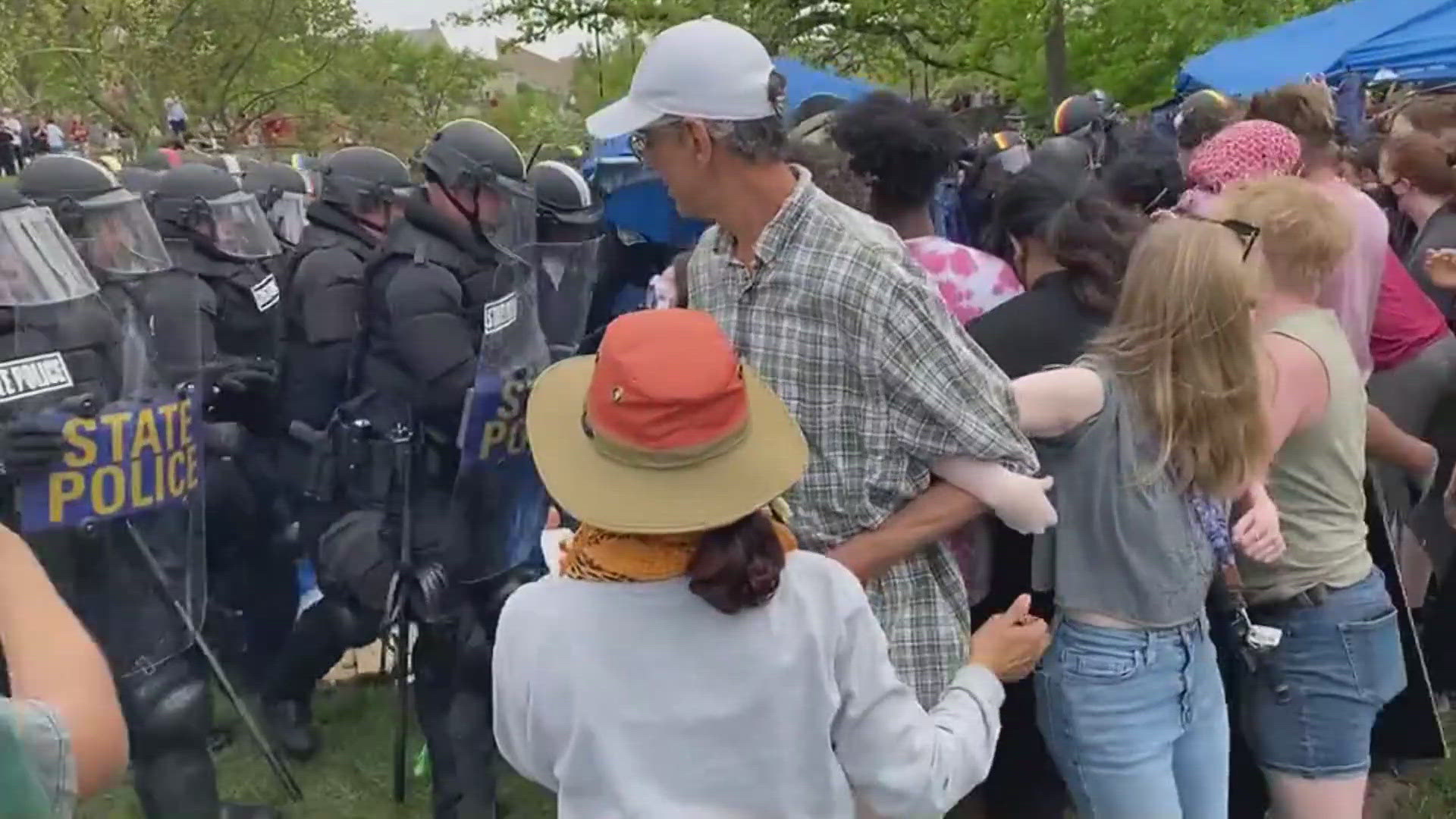 Clashes between police and protests in Bloomington are continuing.