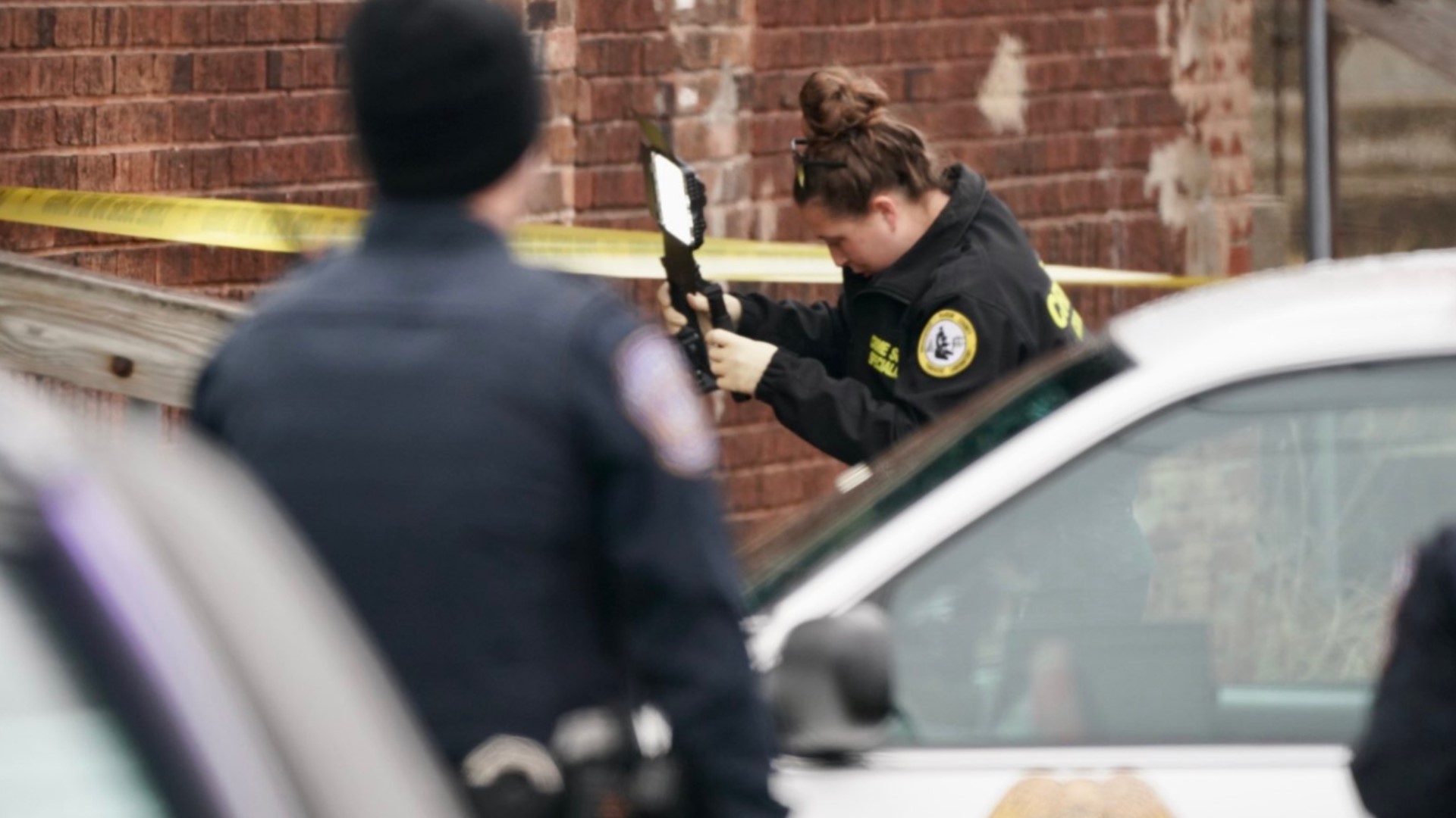 PHOTOS Police investigate homicide near Michigan and Dequincy streets