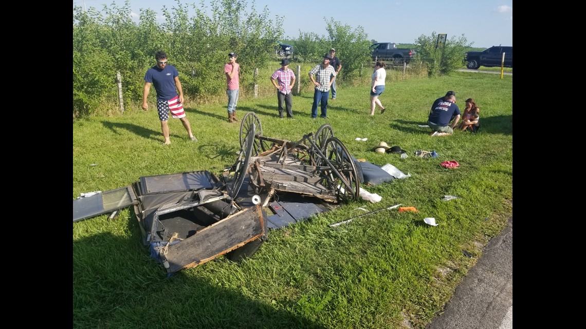4 adults, 4 children injured after car crashes into horse and buggy in ...