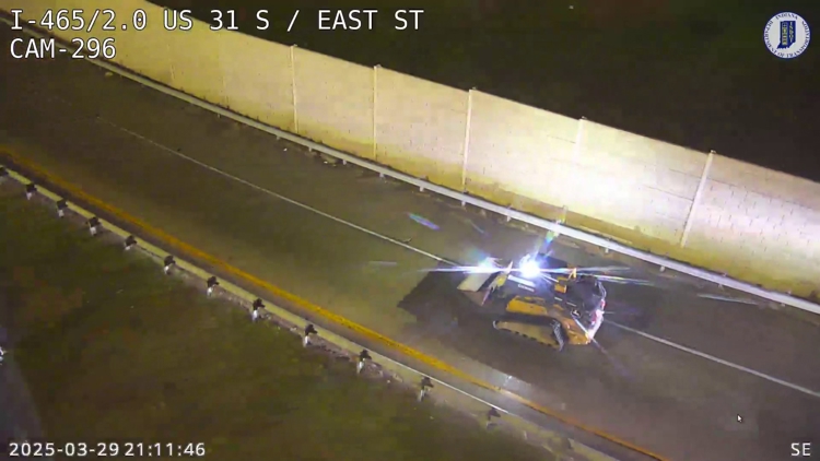 Stolen skid steer leads police on low-speed chase along I-465 and I-65 on Indy’s south side
