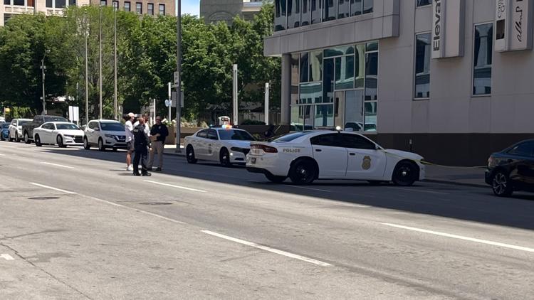 IMPD: 1 critically injured in downtown Indy shooting