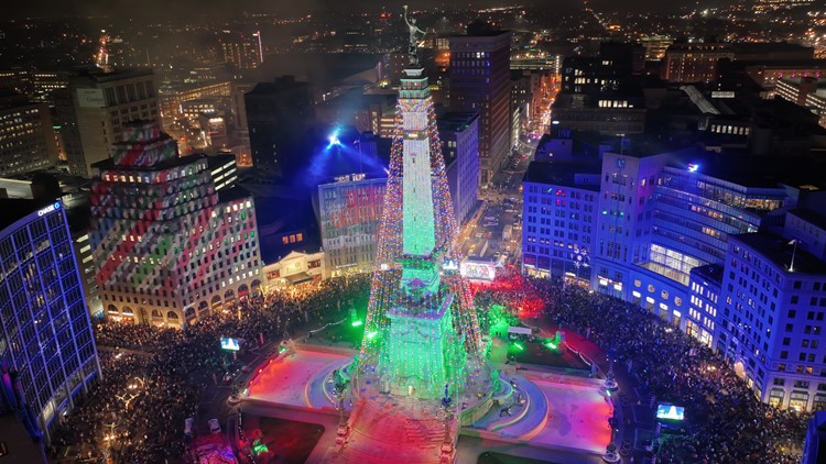 WTHR-TV and Downtown Indy, Inc. flip the switch on 60th Anniversary Circle of Lights