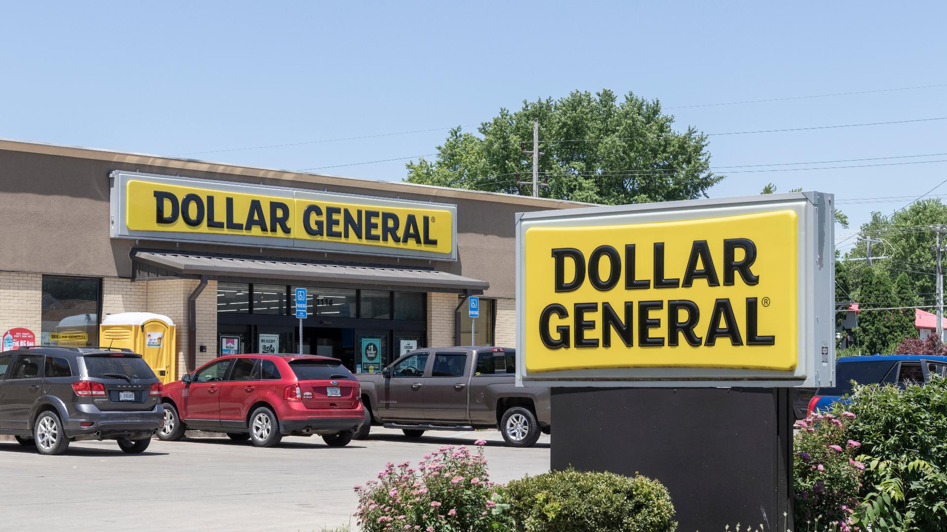 Dollar General will offer the top 20 produce items typically sold in "traditional grocery stores," officials said.