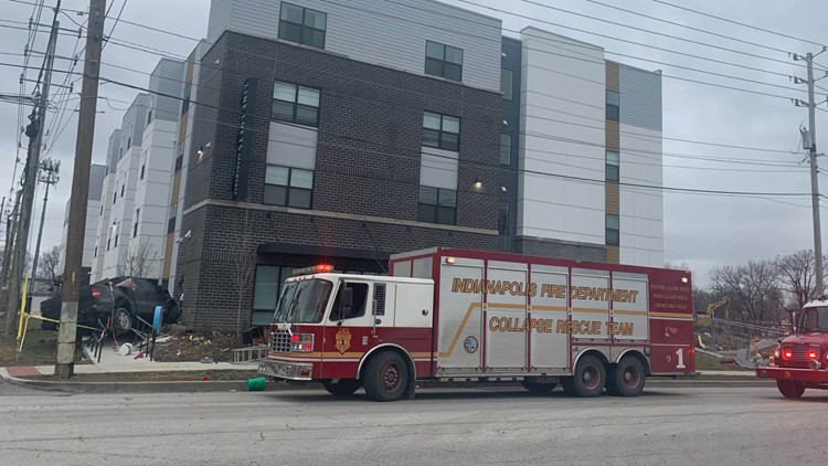 Residents Evacuate After Truck Hits East Side Apartment Building | Wthr.com