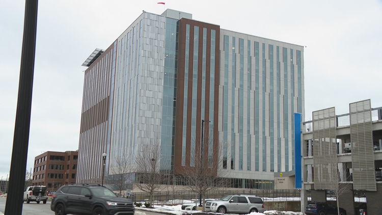 Families move into the new Ascension St. Vincent Women and Infant’s Hospital